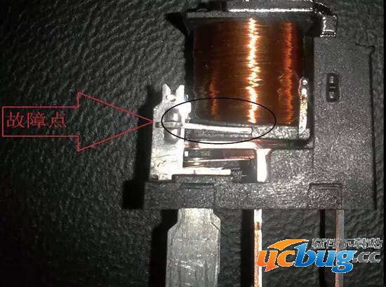 新款奔驰轿车换挡闯车故障排除