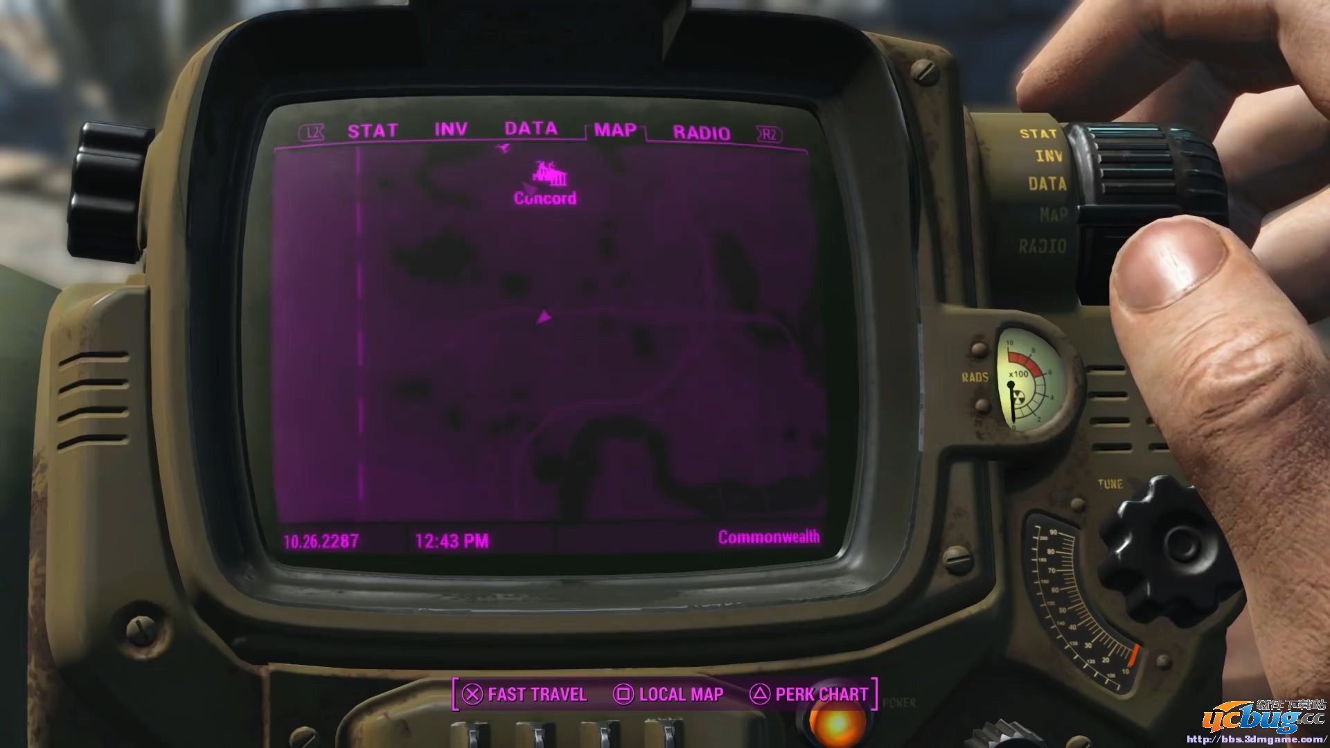 《辐射4》怎么给狗肉穿上盔甲?