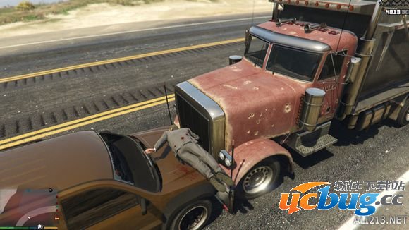 《侠盗猎车手5（GTA5）》自卸车作死玩法介绍